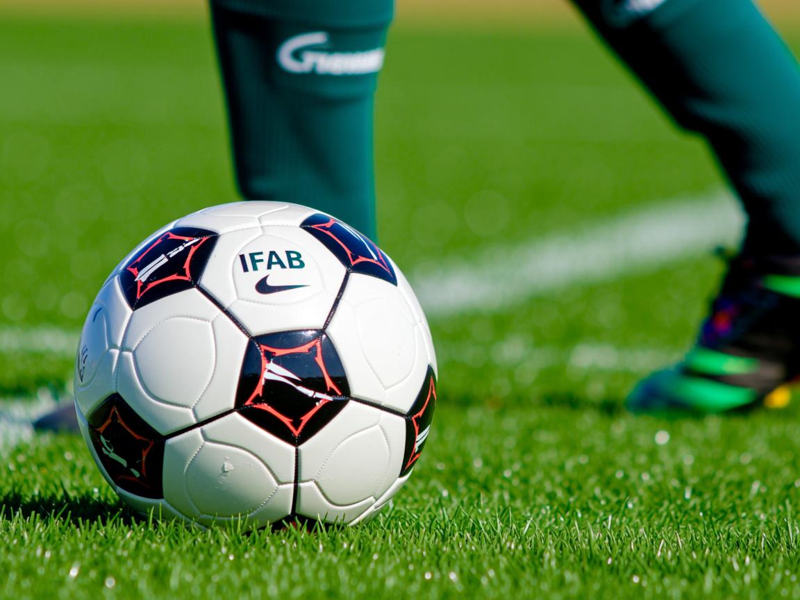 九游官网入口注册-三人短传小组打出连续突破,三人短传小组打出连续突破的球员 第3张